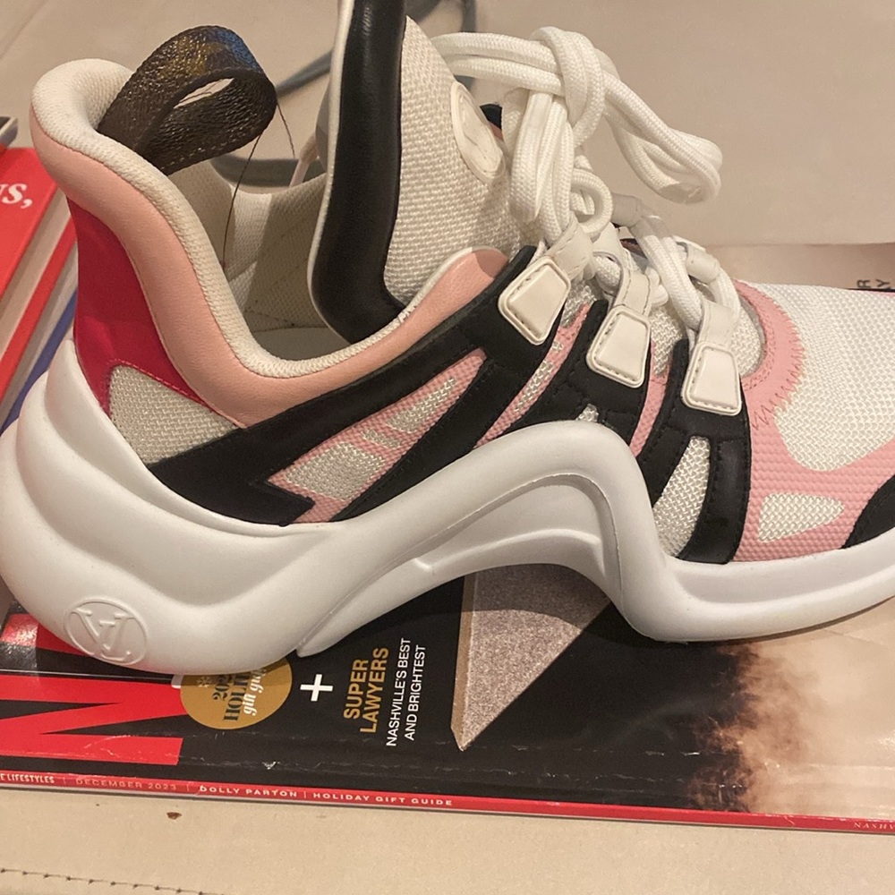 Louis Vuitton size 37 sneaks! Worn once. - Picture 6 of 6